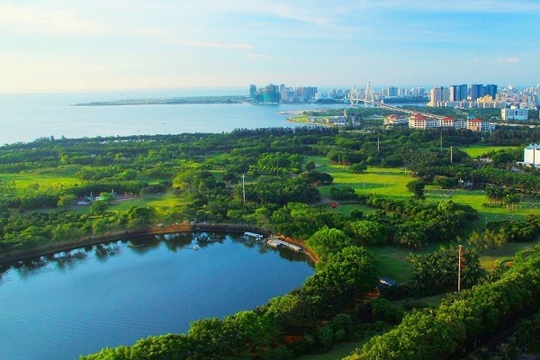 ?？诿涝从瓮Тa頭→萬綠園